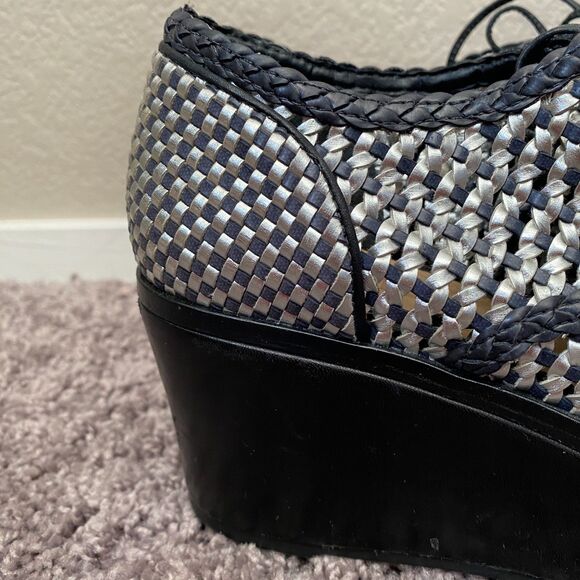 SCHUTZ Black and Silver Woven Lace Up Wedge Platform Sandals Size 6 - Picture 5 of 16